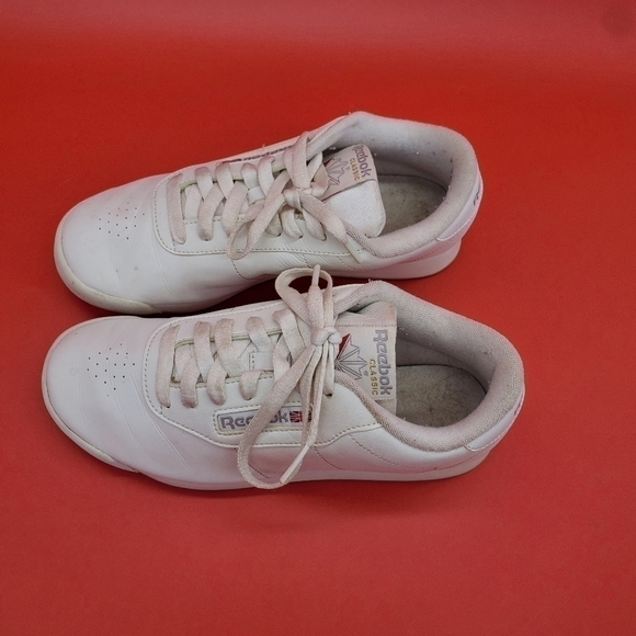 Reebok Classic All White Princess Club  Womens 7 Shoes #55037977 - Picture 4 of 15